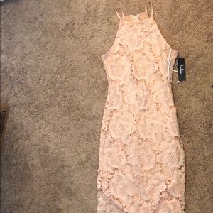 Lulus pink lace bodycon dress